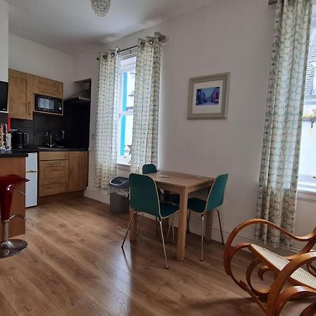 Апартаменты Hebridean Town House Сторновэй Экстерьер фото