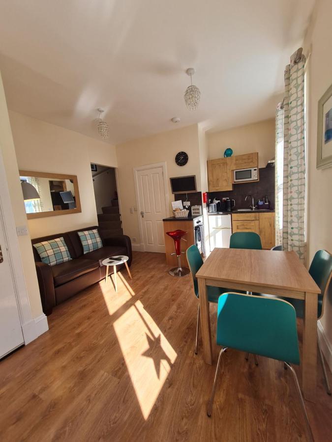 Апартаменты Hebridean Town House Сторновэй Экстерьер фото